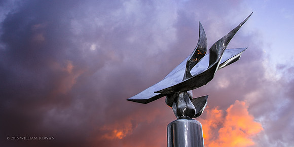 Sunseed Statue